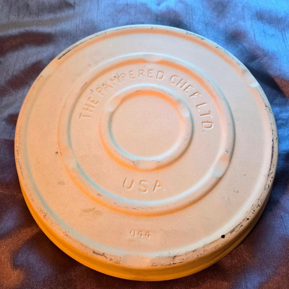 Vintage Pampered Chef Family Heritage Stoneware Deep Dish Pie Plate 11
